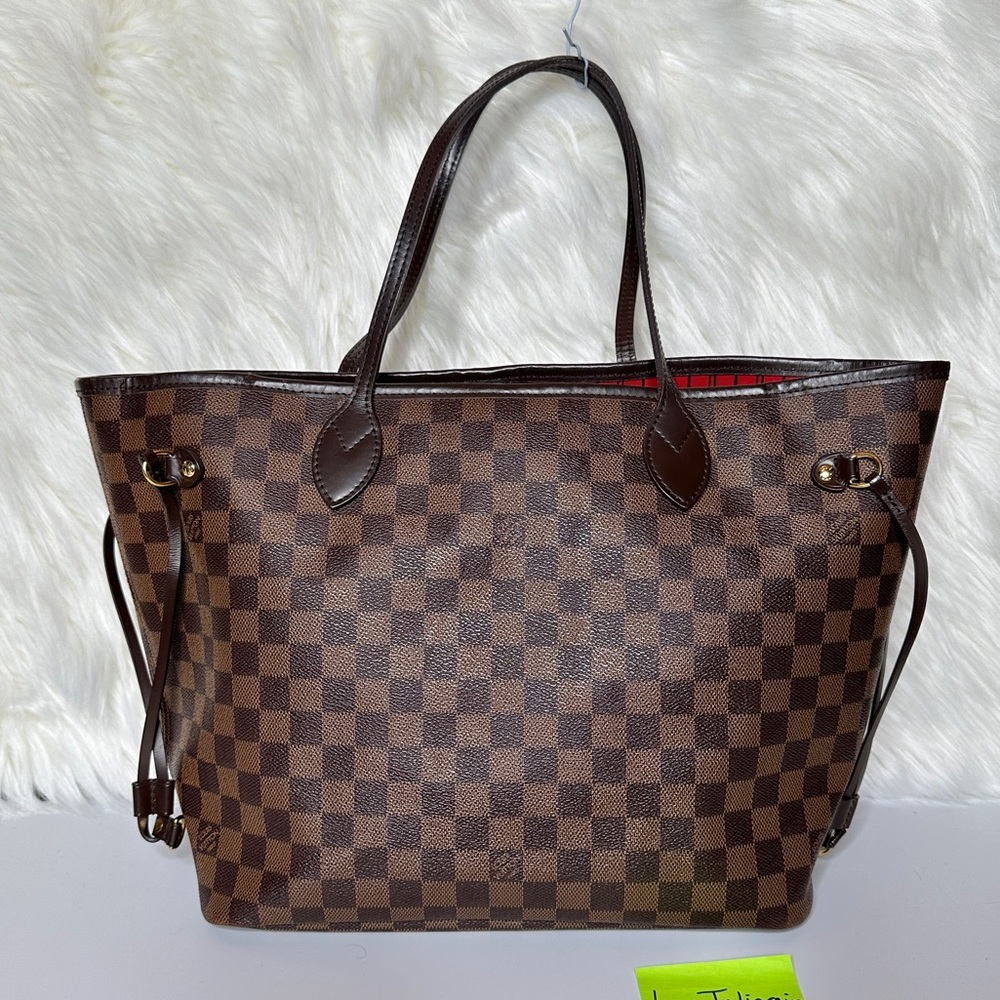 Louis Vuitton DE Neverfull MM Cherry Tote - Picture 2 of 16